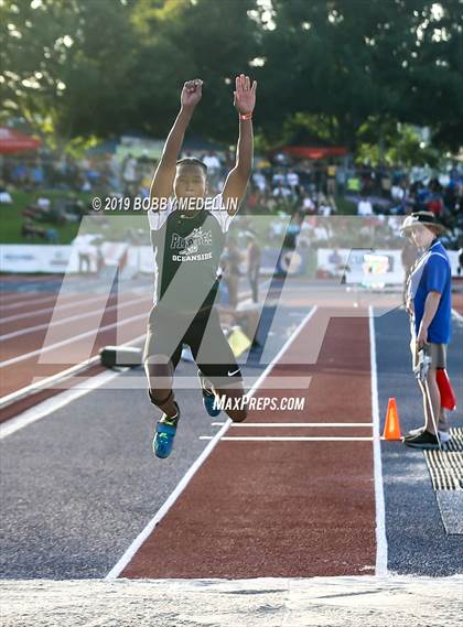 Thumbnail 2 in CIF State Track and Field (Boys) photogallery.
