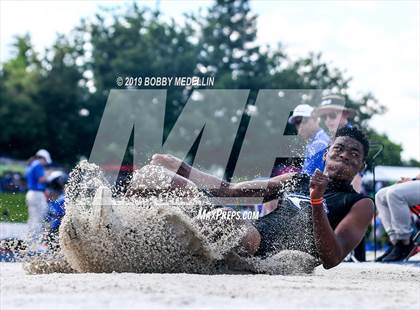 Thumbnail 3 in CIF State Track and Field (Boys) photogallery.