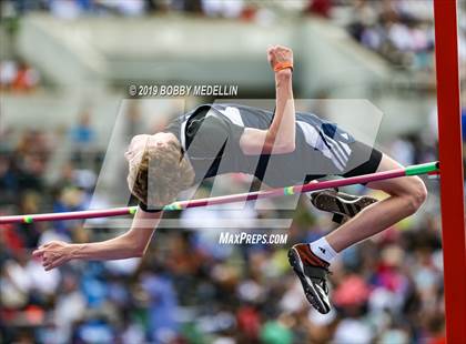 Thumbnail 2 in CIF State Track and Field (Boys) photogallery.