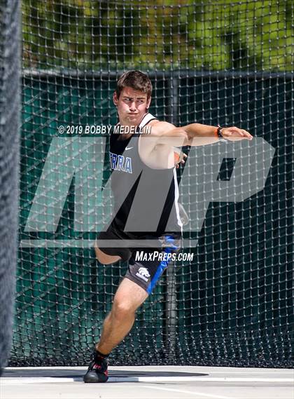Thumbnail 1 in CIF State Track and Field (Boys) photogallery.