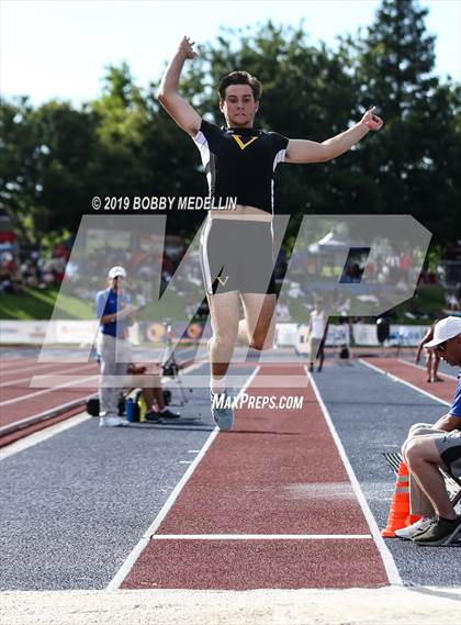 Thumbnail 2 in CIF State Track and Field (Boys) photogallery.