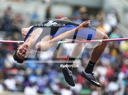 Thumbnail 1 in CIF State Track and Field (Boys) photogallery.