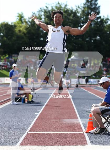 Thumbnail 2 in CIF State Track and Field (Boys) photogallery.