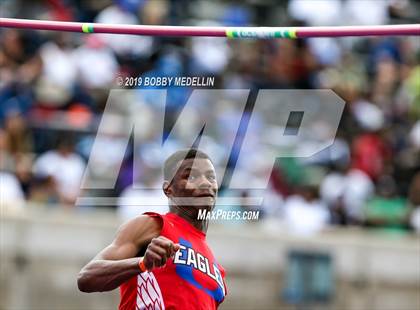 Thumbnail 1 in CIF State Track and Field (Boys) photogallery.