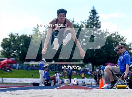 Thumbnail 2 in CIF State Track and Field (Boys) photogallery.