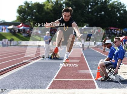 Thumbnail 3 in CIF State Track and Field (Boys) photogallery.