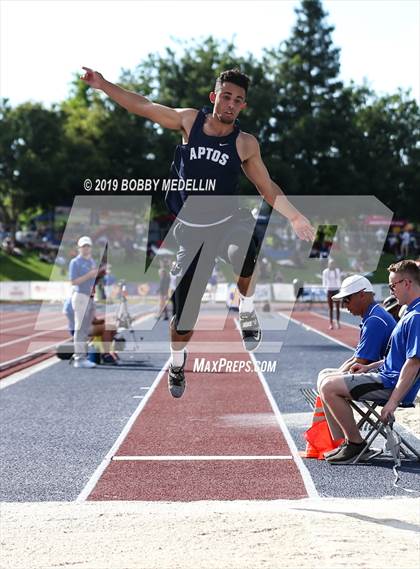Thumbnail 1 in CIF State Track and Field (Boys) photogallery.