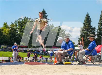 Thumbnail 1 in CIF State Track and Field (Boys) photogallery.