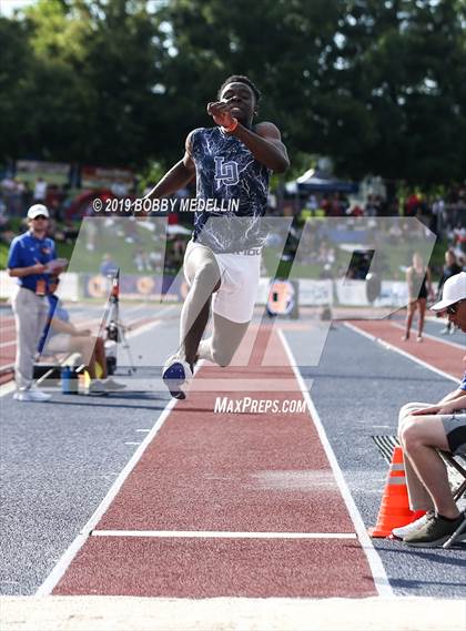 Thumbnail 1 in CIF State Track and Field (Boys) photogallery.