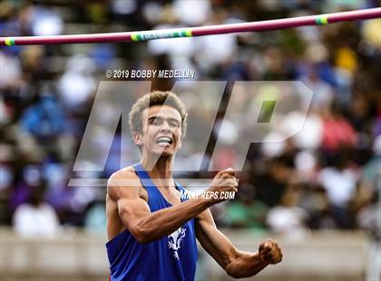 Thumbnail 1 in CIF State Track and Field (Boys) photogallery.