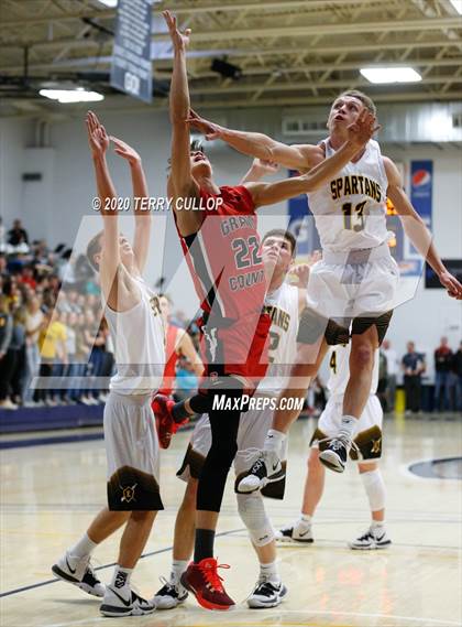 Thumbnail 3 in Grand County vs. Emery (UHSAA 3A 2nd Round Playoff) photogallery.