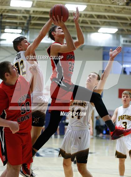 Thumbnail 2 in Grand County vs. Emery (UHSAA 3A 2nd Round Playoff) photogallery.