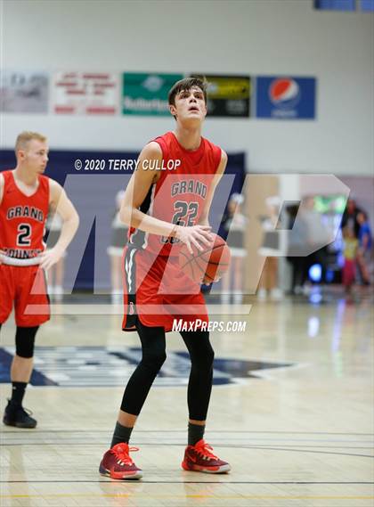 Thumbnail 3 in Grand County vs. Emery (UHSAA 3A 2nd Round Playoff) photogallery.