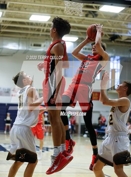 Thumbnail 3 in Grand County vs. Emery (UHSAA 3A 2nd Round Playoff) photogallery.