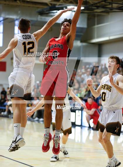 Thumbnail 3 in Grand County vs. Emery (UHSAA 3A 2nd Round Playoff) photogallery.
