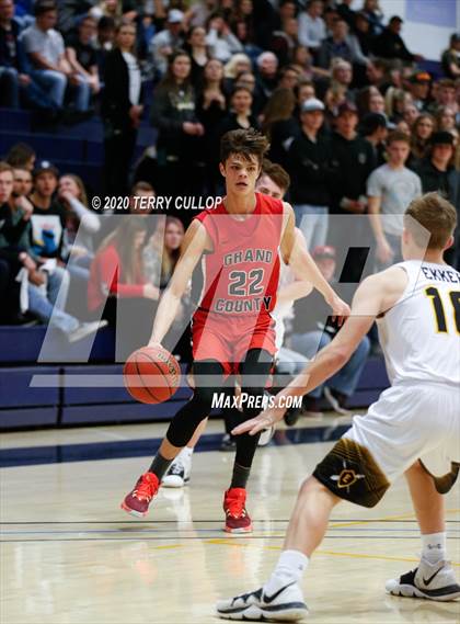 Thumbnail 3 in Grand County vs. Emery (UHSAA 3A 2nd Round Playoff) photogallery.