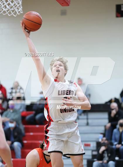 Thumbnail 1 in Amanda-Clearcreek vs Liberty Union (OHSAA D3 Sectional Playoff) photogallery.