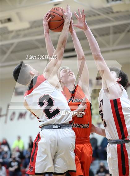 Thumbnail 1 in Amanda-Clearcreek vs Liberty Union (OHSAA D3 Sectional Playoff) photogallery.