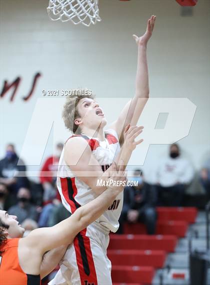 Thumbnail 1 in Amanda-Clearcreek vs Liberty Union (OHSAA D3 Sectional Playoff) photogallery.