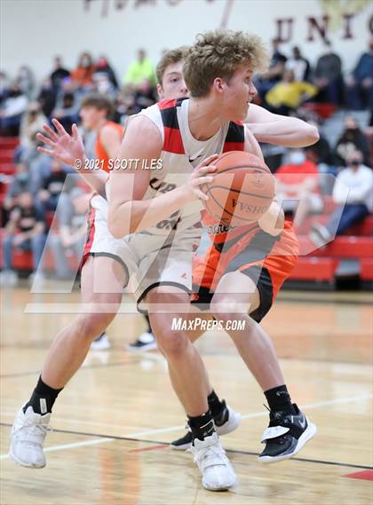 Thumbnail 3 in Amanda-Clearcreek vs Liberty Union (OHSAA D3 Sectional Playoff) photogallery.