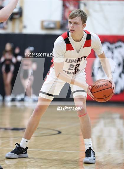 Thumbnail 2 in Amanda-Clearcreek vs Liberty Union (OHSAA D3 Sectional Playoff) photogallery.