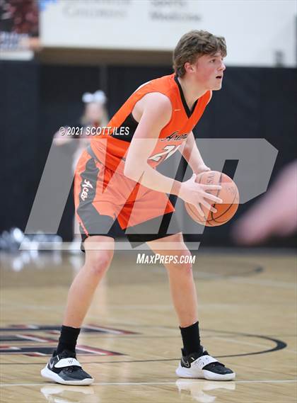 Thumbnail 1 in Amanda-Clearcreek vs Liberty Union (OHSAA D3 Sectional Playoff) photogallery.