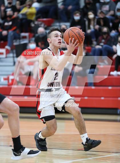 Thumbnail 3 in Amanda-Clearcreek vs Liberty Union (OHSAA D3 Sectional Playoff) photogallery.