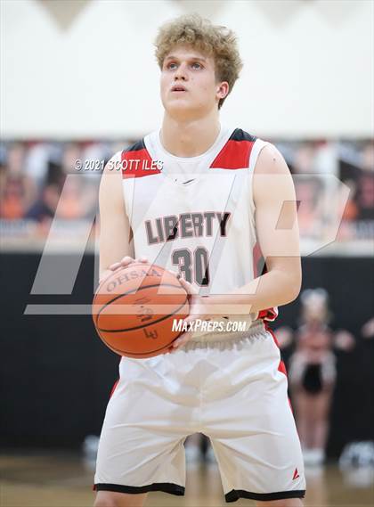 Thumbnail 3 in Amanda-Clearcreek vs Liberty Union (OHSAA D3 Sectional Playoff) photogallery.