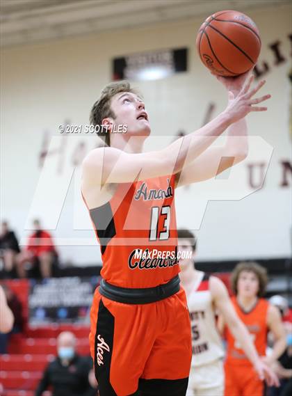 Thumbnail 2 in Amanda-Clearcreek vs Liberty Union (OHSAA D3 Sectional Playoff) photogallery.