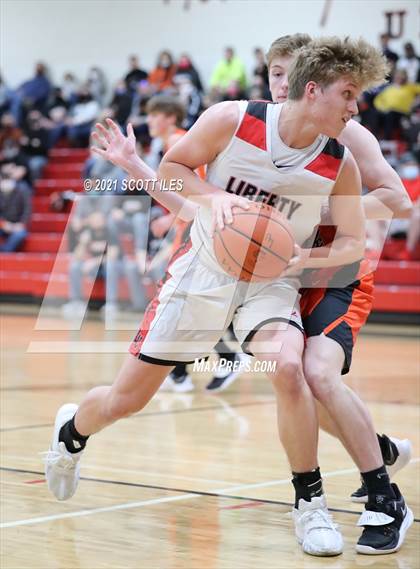 Thumbnail 2 in Amanda-Clearcreek vs Liberty Union (OHSAA D3 Sectional Playoff) photogallery.