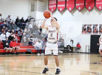 Thumbnail 2 in Amanda-Clearcreek vs Liberty Union (OHSAA D3 Sectional Playoff) photogallery.