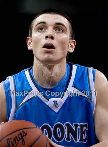 Thumbnail 2 in Boone County vs. Dixie Heights (KHSAA Ninth Region Semifinal) photogallery.