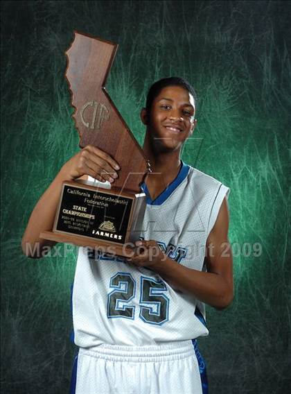 Thumbnail 1 in Sacred Heart Cathedral (CIF State D3 Award Photos) photogallery.