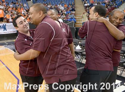 Thumbnail 3 in Natomas vs. Encina Prep (CIF SJS D4 Final) photogallery.