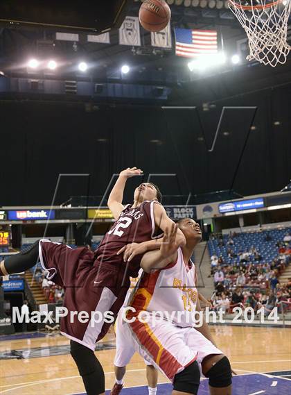 Thumbnail 2 in Natomas vs. Encina Prep (CIF SJS D4 Final) photogallery.