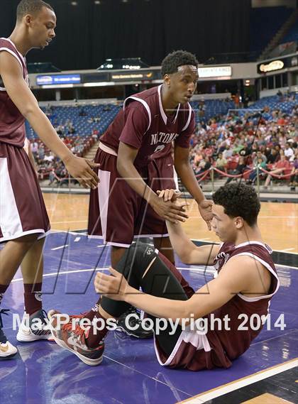 Thumbnail 1 in Natomas vs. Encina Prep (CIF SJS D4 Final) photogallery.