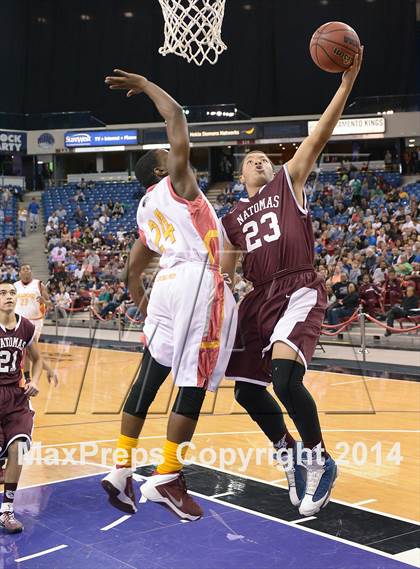 Thumbnail 1 in Natomas vs. Encina Prep (CIF SJS D4 Final) photogallery.