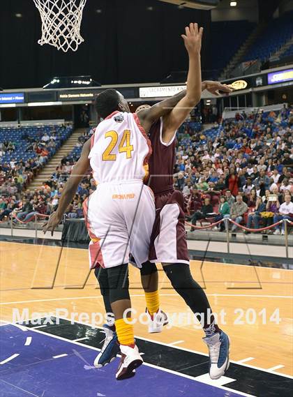 Thumbnail 2 in Natomas vs. Encina Prep (CIF SJS D4 Final) photogallery.