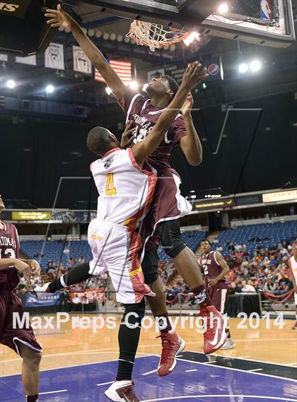 Thumbnail 3 in Natomas vs. Encina Prep (CIF SJS D4 Final) photogallery.