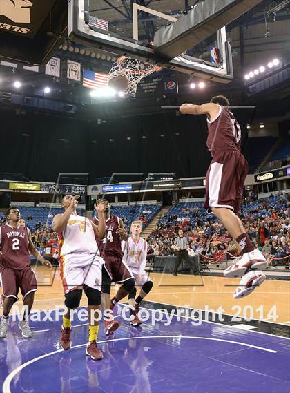 Thumbnail 1 in Natomas vs. Encina Prep (CIF SJS D4 Final) photogallery.
