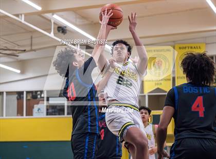 Thumbnail 2 in Kalaheo @ Leilehua photogallery.