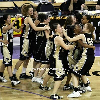 Thumbnail 1 in Archbishop Mitty vs. Carondelet (NorCal D2 Final)#2 photogallery.
