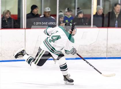 Thumbnail 3 in Arlington vs. Austin Prep photogallery.