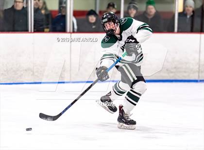 Thumbnail 3 in Arlington vs. Austin Prep photogallery.