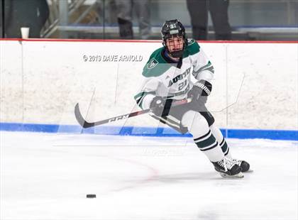Thumbnail 2 in Arlington vs. Austin Prep photogallery.