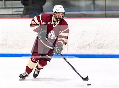 Thumbnail 2 in Arlington vs. Austin Prep photogallery.
