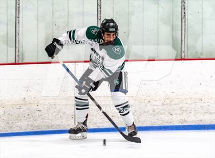 Thumbnail 3 in Arlington vs. Austin Prep photogallery.