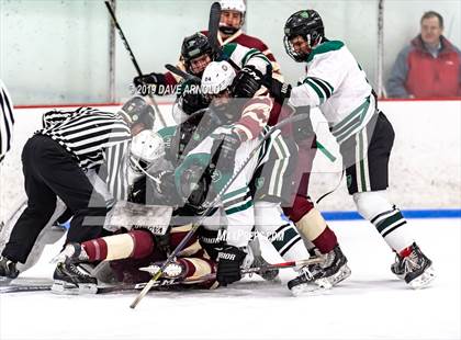 Thumbnail 3 in Arlington vs. Austin Prep photogallery.