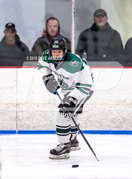 Thumbnail 2 in Arlington vs. Austin Prep photogallery.