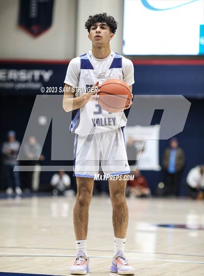 Thumbnail 1 in Dougherty Valley vs. De La Salle (CIF NCS Open Divison Final) photogallery.